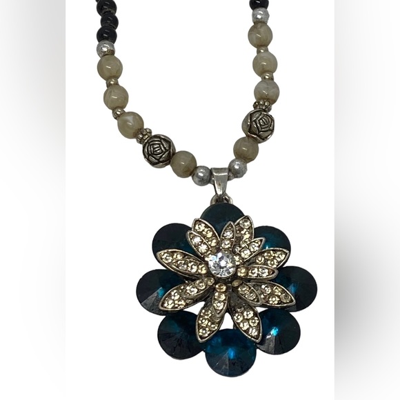 VTG 1980's Fashion 28” Asstd. Beads Necklace Floral Rhinestone Turquoise Pendant - Picture 3 of 16
